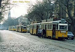 Th�k�ly �t 1989, Rom�n forradalom idej�n