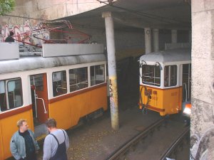 6037v19