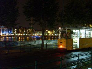 1427 v19 L�nch�di visszafog�