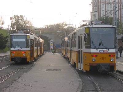 v59 4064, v61 4348 Moszkva t�r