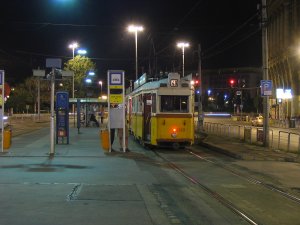 3249 v49 De�k Ferenc t�r
