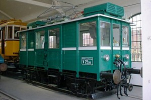 V25.001
